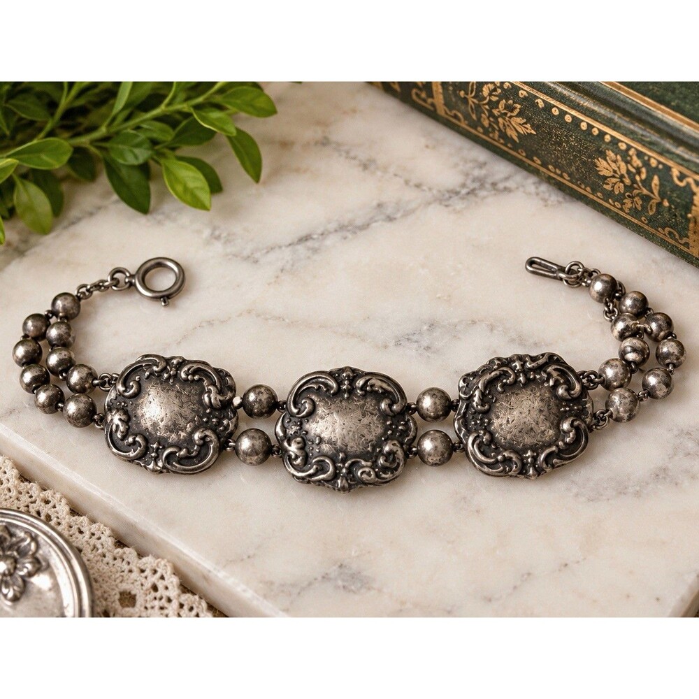 T Floree Signed 925 Sterling Silver Beaded medallion Bracelet, Silver J-0020